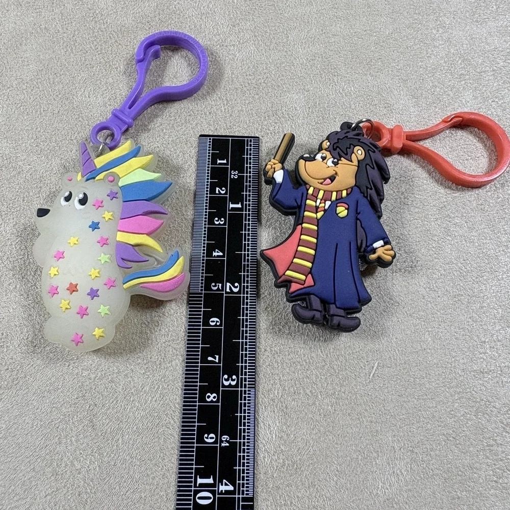 Glow in the Dark Rainbow Unicorn PVC Rubber Keychain Clip Zipper Pull And Potter